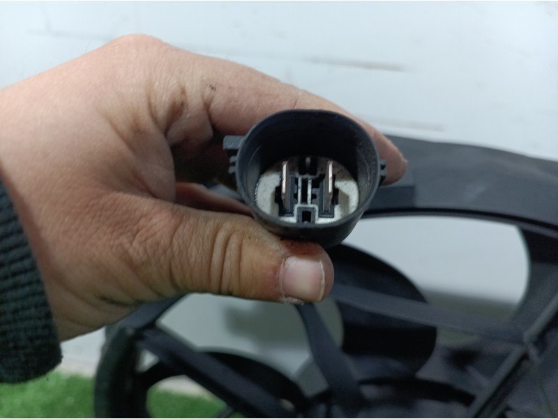 Recambio de electroventilador para ford focus berlina (cap) referencia OEM IAM 3135103743 3135103743 3136613305