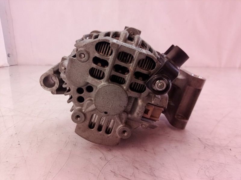 Recambio de alternador para ford fusion (cbk) ambiente referencia OEM IAM 2S6T10300DE 2S6T10300 A005TA7792
