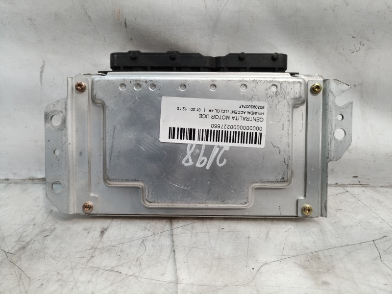 Recambio de centralita motor uce para hyundai accent (lc) gl 4p referencia OEM IAM 9030930074F 3911022525 