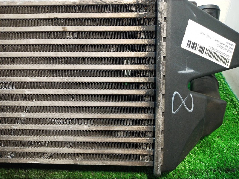 Recambio de intercooler para opel astra gtc sport referencia OEM IAM 13213402 13213402 WTP8630