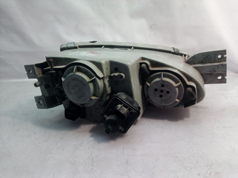 Recambio de faro izquierdo para hyundai coupe (j2) 2.0 fx coupe referencia OEM IAM   