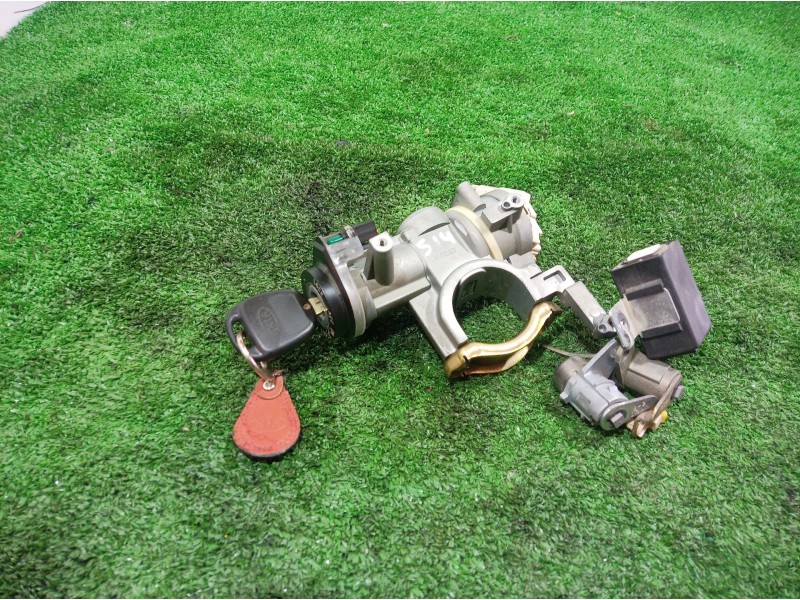 Recambio de conmutador de arranque para kia carens 2.0 turbodiesel cat referencia OEM IAM 45261A 45261A 45261A