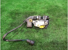 Recambio de cerradura puerta trasera izquierda para kia carens 2.0 turbodiesel cat referencia OEM IAM    2