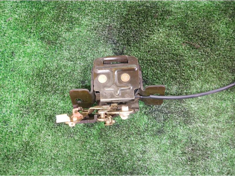 Recambio de cerradura maletero / porton para kia carens 2.0 turbodiesel cat referencia OEM IAM   