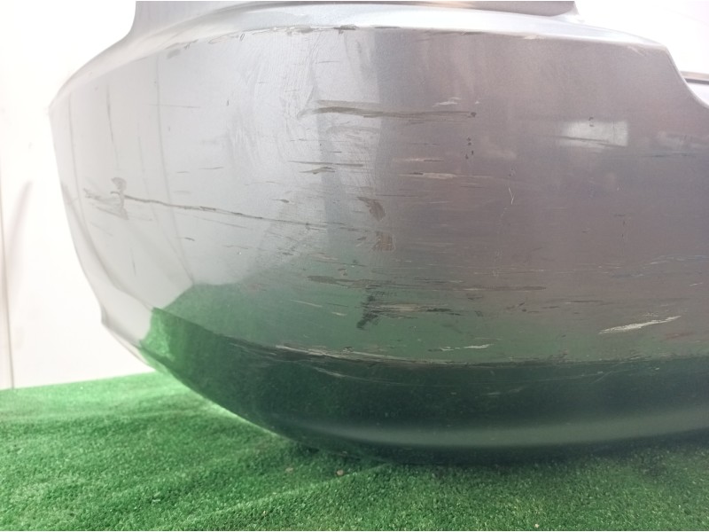 Recambio de paragolpes trasero para kia carens 2.0 turbodiesel cat referencia OEM IAM   