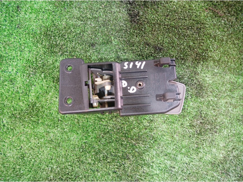 Recambio de maneta interior delantera derecha para kia carens 2.0 turbodiesel cat referencia OEM IAM   