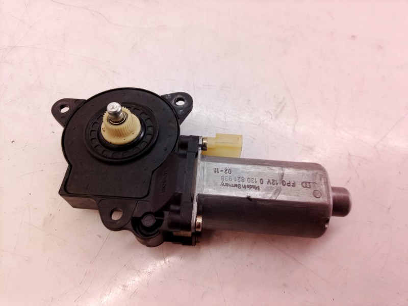 Recambio de motor elevalunas delantero izquierdo para ford fusion (cbk) ambiente referencia OEM IAM 0130821938 0130821938 013082