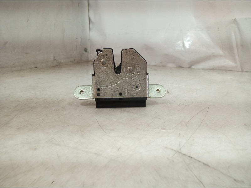 Recambio de cerradura maletero / porton para fiat punto (199) easy referencia OEM IAM 55701971 55701971 55701971