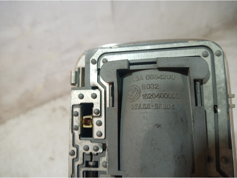 Recambio de luz interior para fiat punto (199) easy referencia OEM IAM 1520400000 1520400000 0884200