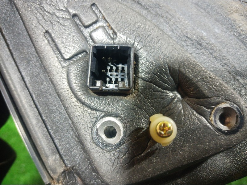 Recambio de retrovisor izquierdo para kia carens 2.0 turbodiesel cat referencia OEM IAM   