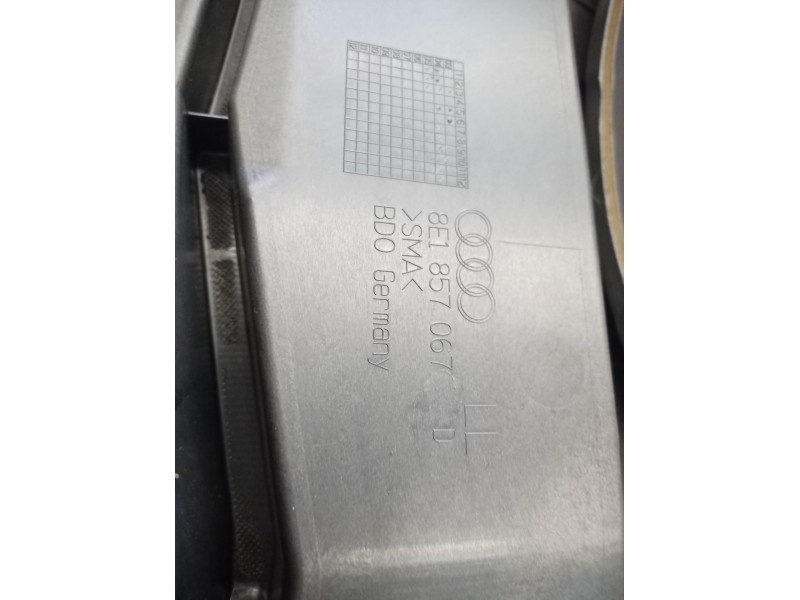 Recambio de salpicadero para audi a4 avant (8e) 2.5 tdi (120kw) referencia OEM IAM 8E1857067D 8E1857067 8E1857067