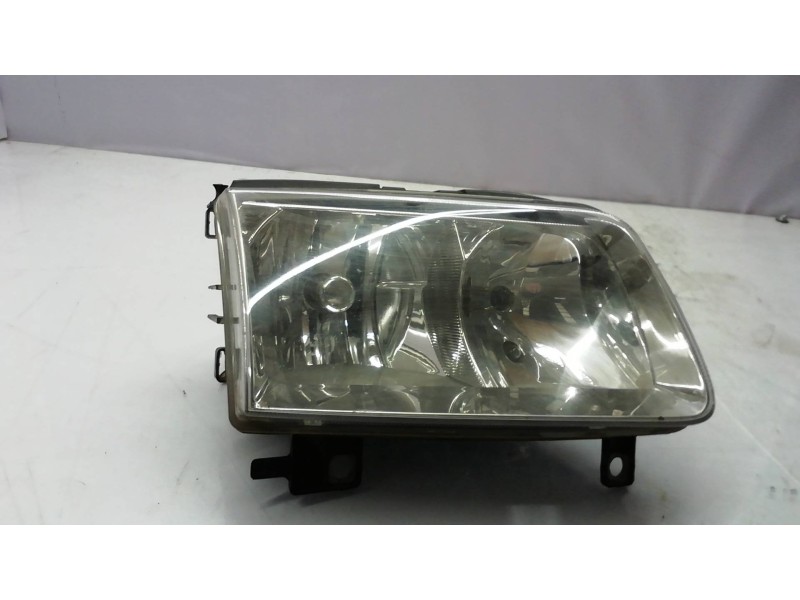 Recambio de faro derecho para volkswagen polo berlina (6n2) trendline referencia OEM IAM   