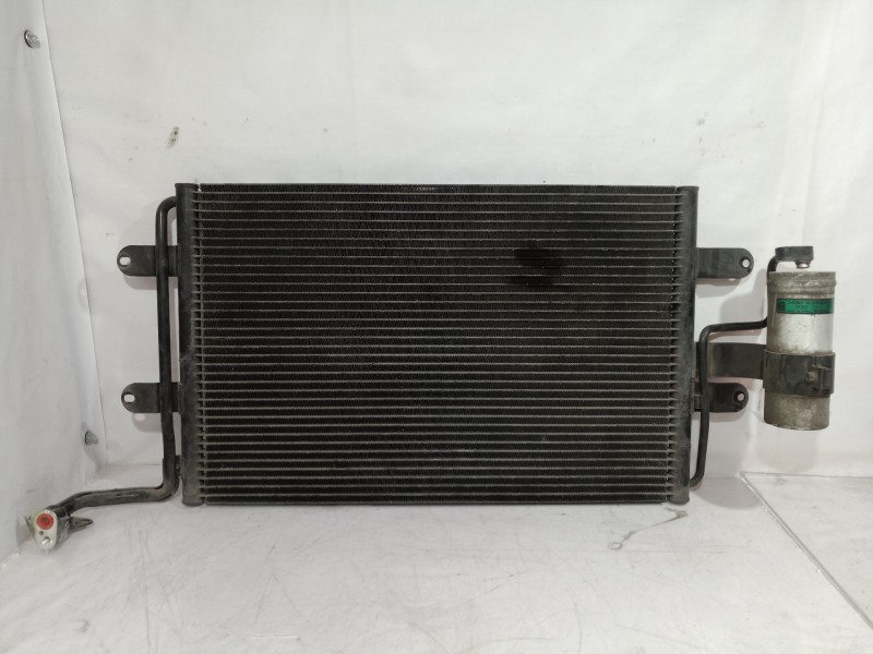 Recambio de condensador / radiador aire acondicionado para seat ibiza (6l1) sport referencia OEM IAM 1J0820411D 1J0820411D 1J082