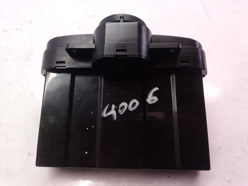 Recambio de mando calefaccion / aire acondicionado para seat ibiza (6l1) sport referencia OEM IAM 0K2FB61190 0K2FB61190 0K2FB611