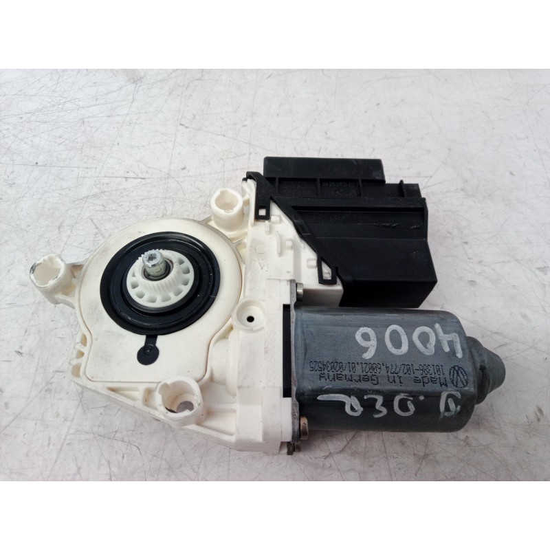 Recambio de motor elevalunas delantero derecho para seat ibiza (6l1) sport referencia OEM IAM 104384101 104384101 104384101