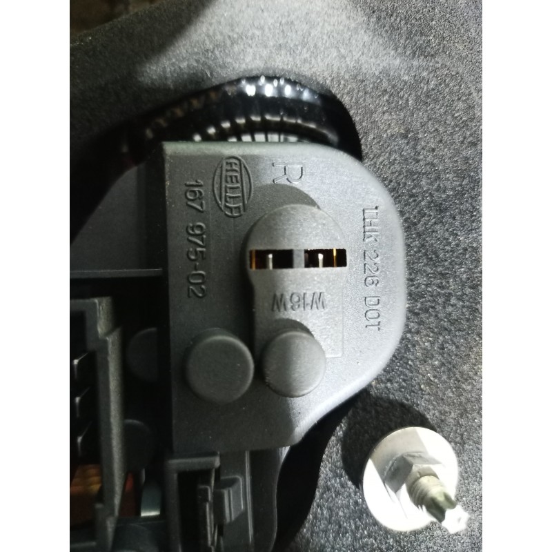 Recambio de piloto trasero derecho interior para volkswagen golf vi (5k1) advance referencia OEM IAM 5K0045280 5K0045280 1679750