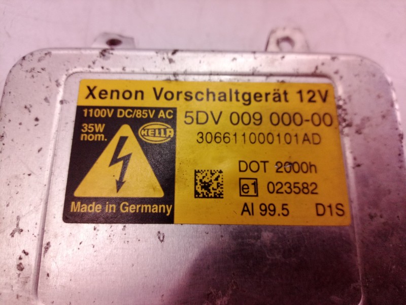 Recambio de centralita faros xenon para bmw serie 5 berlina (e60) referencia OEM IAM 5DV00900000 5DV00900000 5DV00900000