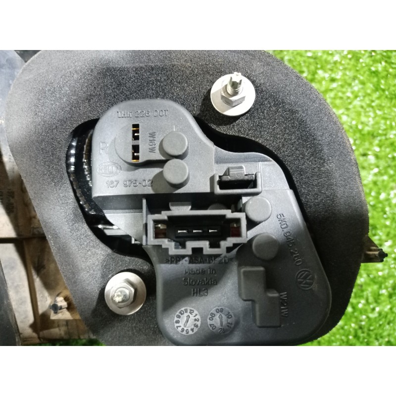 Recambio de piloto trasero derecho interior para volkswagen golf vi (5k1) advance referencia OEM IAM 5K0045280 5K0045280 1679750