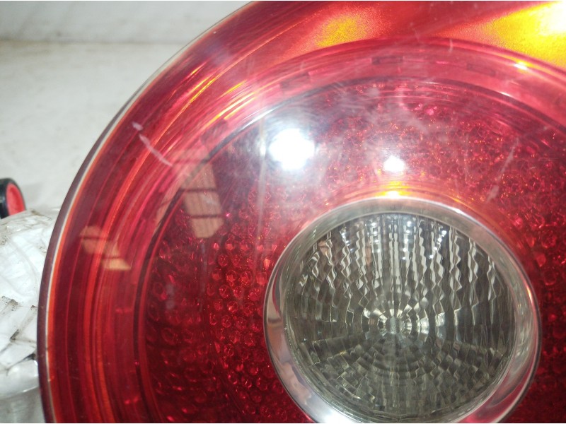 Recambio de piloto trasero derecho interior para volkswagen golf v berlina (1k1) referencia OEM IAM 1K6945094J 1K6945094J 1K6945