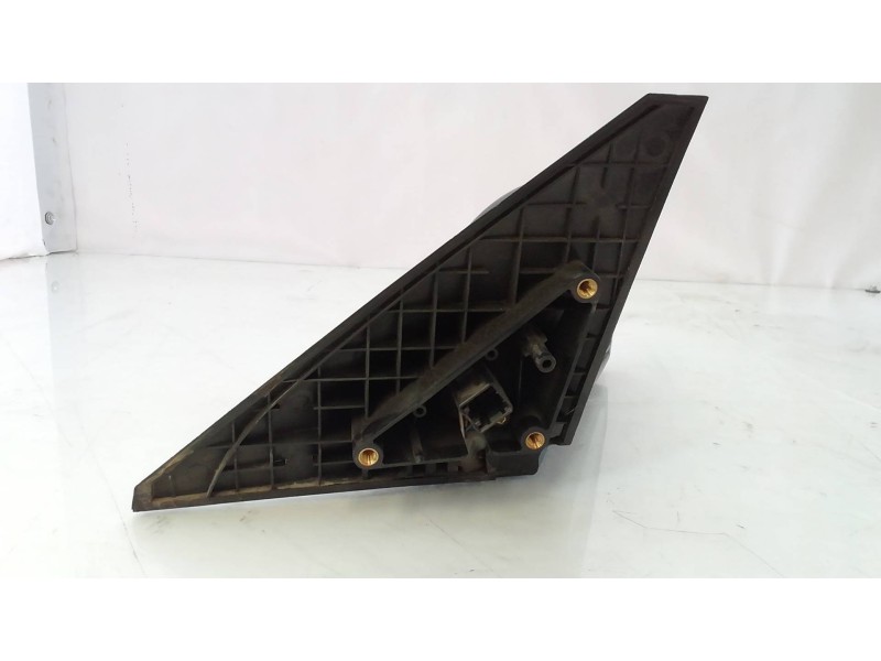 Recambio de retrovisor derecho para kia shuma ii 1.6 ls berlina portón referencia OEM IAM   