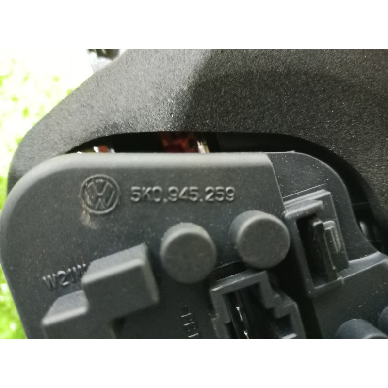 Recambio de piloto trasero izquierdo interior para volkswagen golf vi (5k1) advance referencia OEM IAM 5K0945259 5K0945259 16797