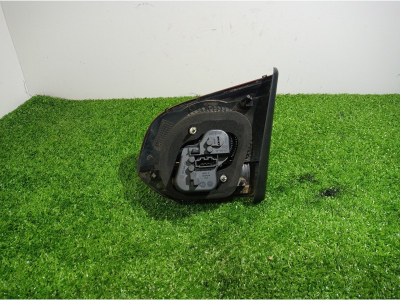 Recambio de piloto trasero izquierdo interior para volkswagen golf vi (5k1) advance referencia OEM IAM 5K0945259 5K0945259 16797