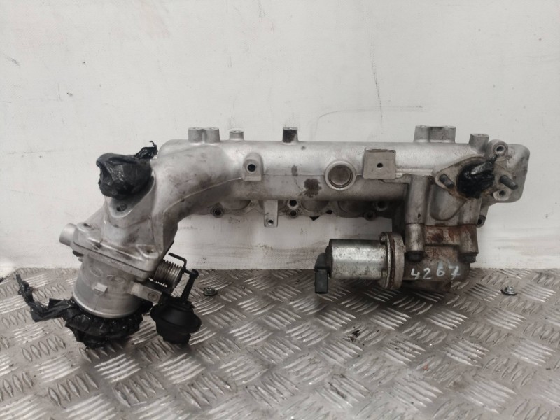 Recambio de colector admision para kia sorento 2.5 crdi concept referencia OEM IAM   