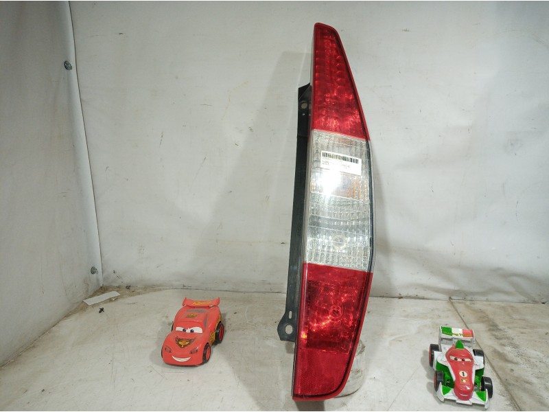 Recambio de piloto trasero derecho para fiat doblo (119) referencia OEM IAM 040600999000 040600999000 040600999000