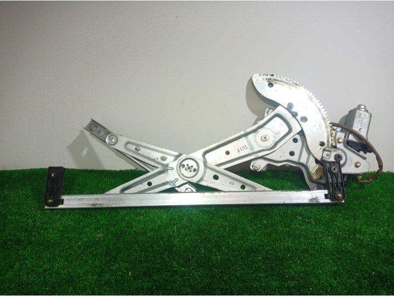 Recambio de elevalunas delantero derecho para kia carens 2.0 turbodiesel cat referencia OEM IAM XH004P0 XH004P0 XH004P0