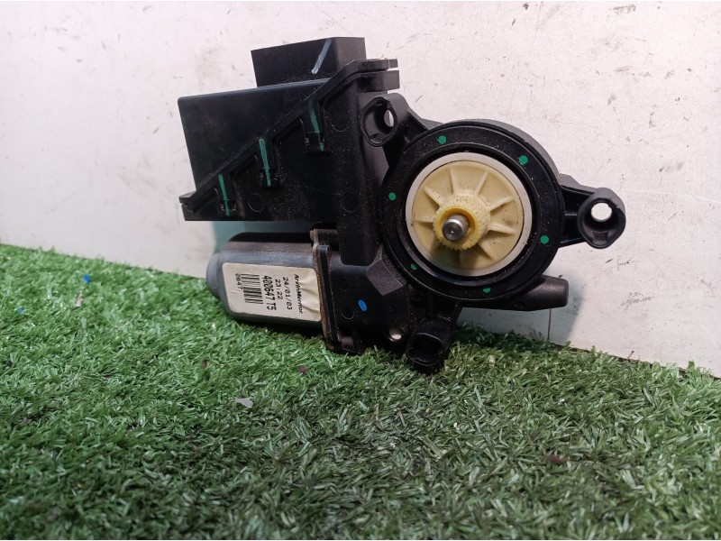 Recambio de motor elevalunas trasero izquierdo para volkswagen polo (9n1) trendline referencia OEM IAM 6Q0959811A 6Q0959811 4006