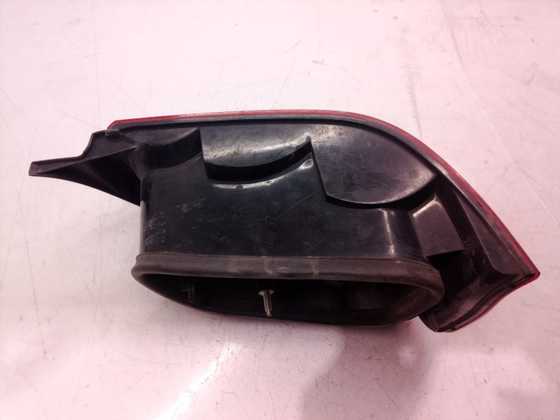 Recambio de piloto trasero derecho para citroën saxo 1.6 vts referencia OEM IAM   