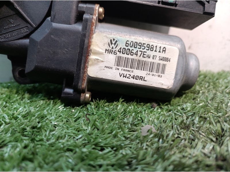 Recambio de motor elevalunas trasero izquierdo para volkswagen polo (9n1) trendline referencia OEM IAM 6Q0959811A 6Q0959811 4006