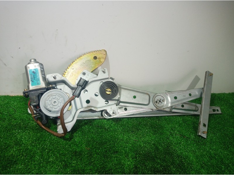 Recambio de elevalunas trasero derecho para kia carens 2.0 turbodiesel cat referencia OEM IAM XH004P0 XH004P0 XH004P0