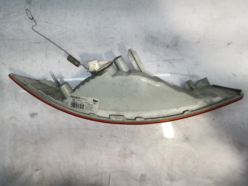 Recambio de piloto delantero izquierdo para renault trafic combi (ab 4.01) referencia OEM IAM   