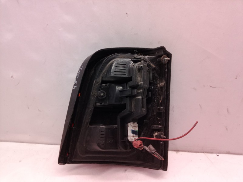 Recambio de piloto trasero izquierdo para nissan micra (k11) básico (k11) referencia OEM IAM   