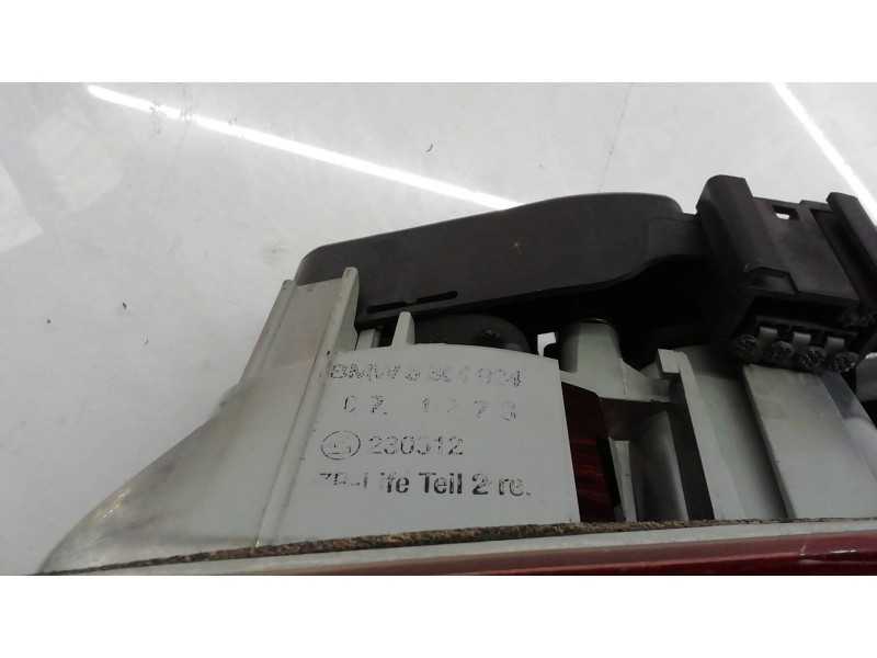 Recambio de piloto trasero derecho interior para bmw serie 3 berlina (e46) 320d referencia OEM IAM   