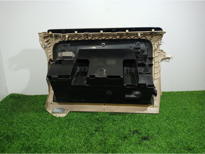 Recambio de guantera para volkswagen golf vi (5k1) advance referencia OEM IAM 1K1857290E 1K1857290E 55D300466