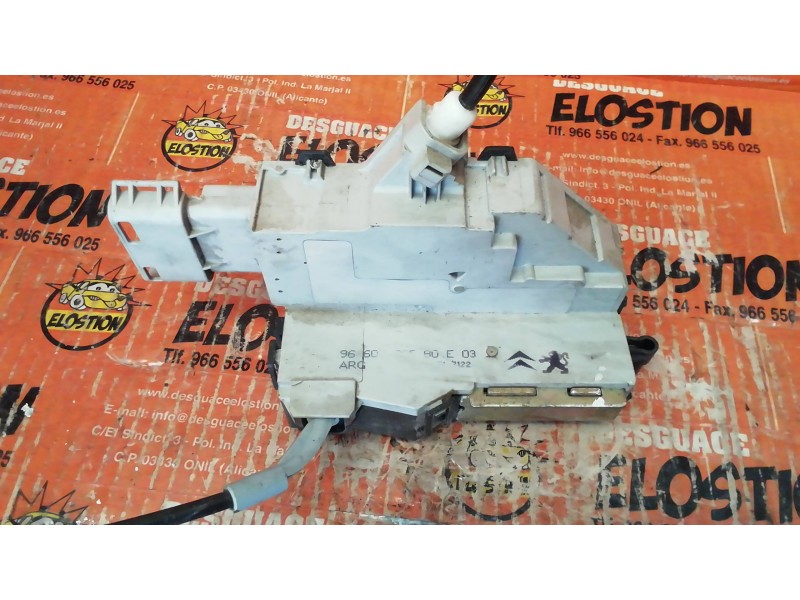 Recambio de cerradura puerta trasera izquierda para citroën c4 berlina exclusive referencia OEM IAM   