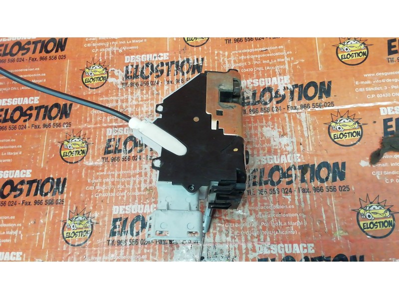 Recambio de cerradura puerta trasera derecha para citroën c4 berlina exclusive referencia OEM IAM   