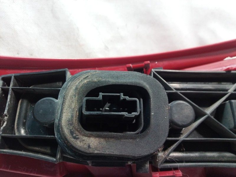 Recambio de piloto trasero derecho para citroën c3 1.4 hdi sx referencia OEM IAM   