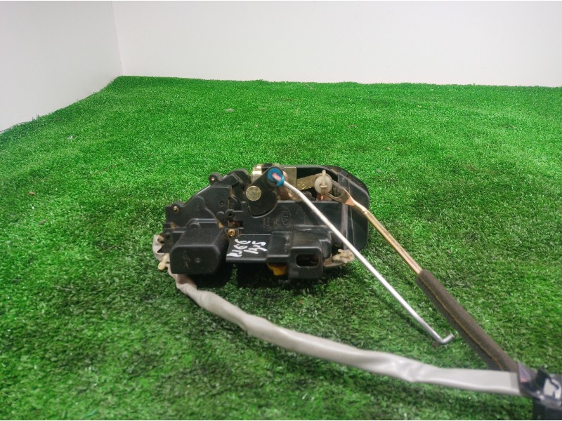 Recambio de cerradura puerta delantera derecha para kia carens 2.0 turbodiesel cat referencia OEM IAM   