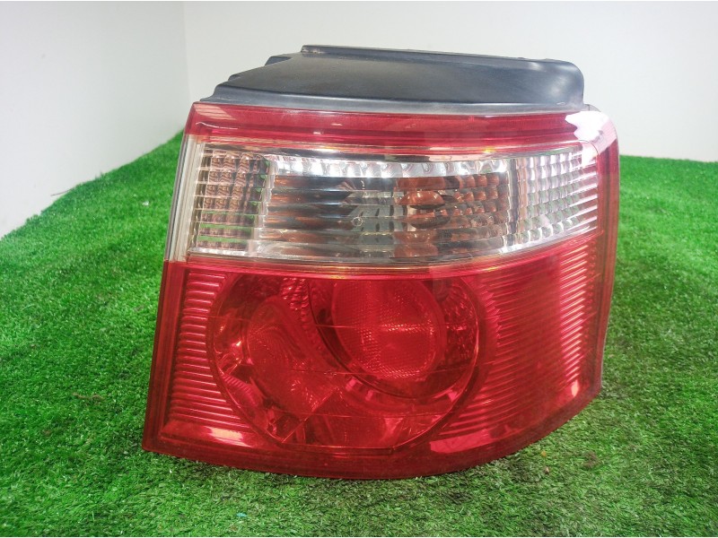 Recambio de piloto trasero derecho para kia carens 2.0 turbodiesel cat referencia OEM IAM   