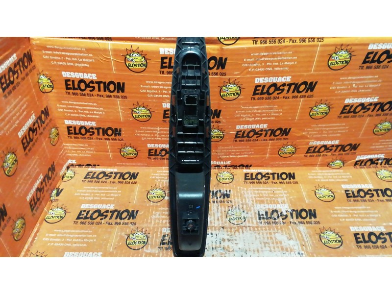 Recambio de mando elevalunas delantero derecho para citroën c4 berlina exclusive referencia OEM IAM 9651465677  