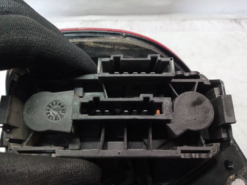 Recambio de piloto trasero derecho para seat cordoba berlina (6k2) signo referencia OEM IAM 6K5945112F  