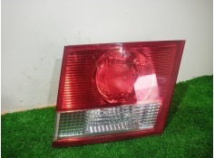 Recambio de piloto trasero derecho interior para kia carens 2.0 turbodiesel cat referencia OEM IAM   