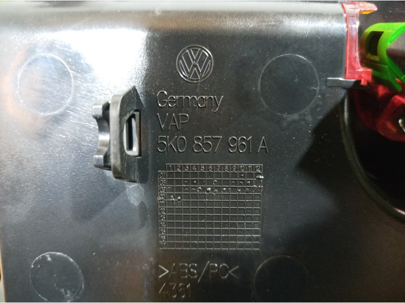 Recambio de cenicero para volkswagen golf vi (5k1) advance referencia OEM IAM 5K0857961A 5K0857961A 