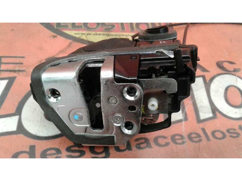 Recambio de cerradura puerta trasera izquierda para toyota verso comfort referencia OEM IAM   