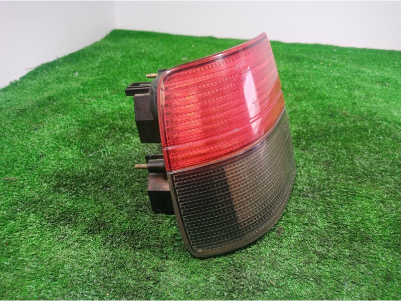 Recambio de piloto trasero izquierdo para seat toledo (1l) se referencia OEM IAM W01L0945095F W01L0945095F W01L0945095