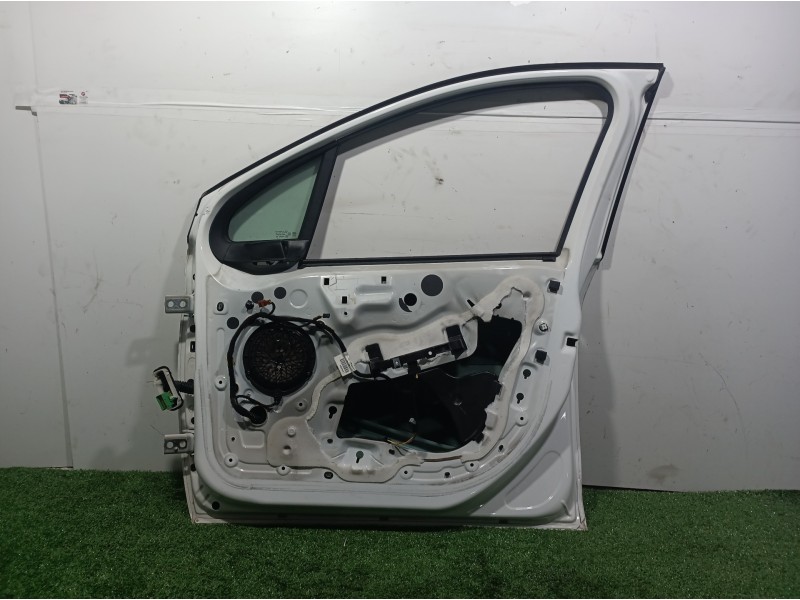 Recambio de puerta delantera derecha para peugeot 208 active referencia OEM IAM 5PUERTAS 5 PUERTAS 5 PUERTAS