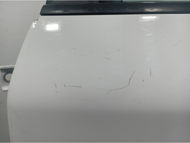 Recambio de puerta trasera izquierda para peugeot 208 active referencia OEM IAM 5PUERTAS 5 PUERTAS 5 PUERTAS
